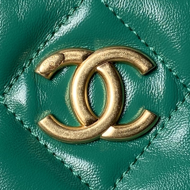 Ch**el hobo bags
